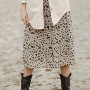 Jackson Rowe Oleander Skirt Leopard Print Size Small Button Down Midi Lined